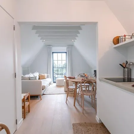 Huswell - Lovely New In By The Knokke-Heist