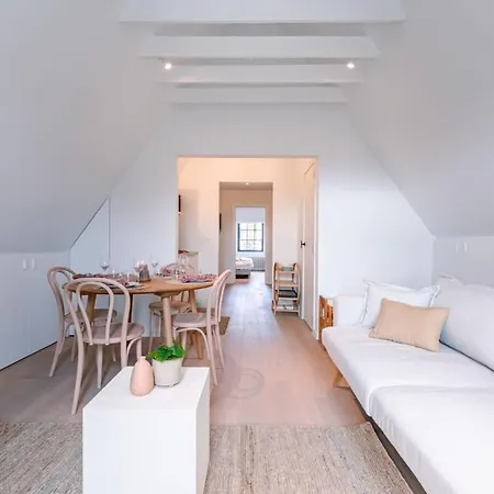 Huswell - Lovely New In By The